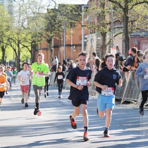 25.04.2025 - Das Zehntel MichiJ http://msf.ph/oto/7694925 26.04.2025 08:48:40 Laufen 1080, 1087 meine-sportfotos.de