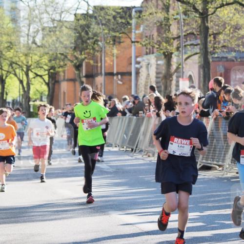 25.04.2025 - Das Zehntel MichiJ http://msf.ph/oto/7694936 26.04.2025 08:48:41 Laufen 1080, 1087 meine-sportfotos.de