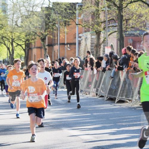 25.04.2025 - Das Zehntel MichiJ http://msf.ph/oto/7694998 26.04.2025 08:48:43 Laufen 3710, 3066 meine-sportfotos.de
