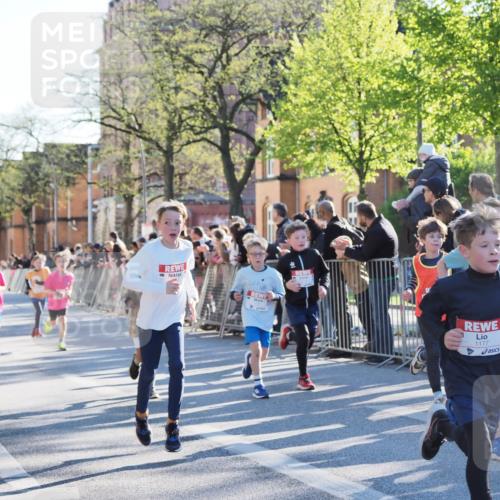 25.04.2025 - Das Zehntel MichiJ http://msf.ph/oto/7695532 26.04.2025 08:49:09 Laufen 1177 meine-sportfotos.de