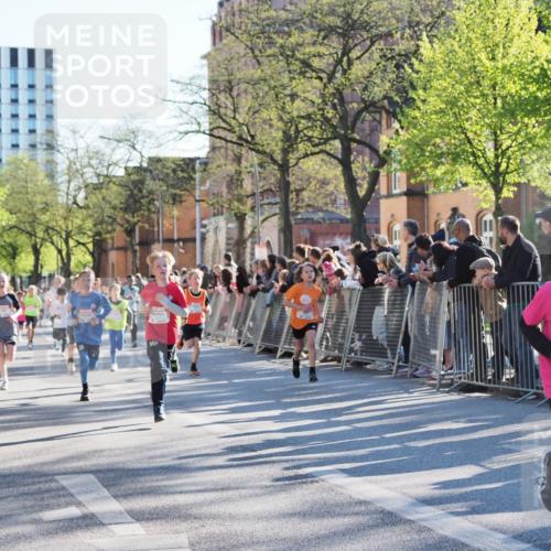 25.04.2025 - Das Zehntel MichiJ http://msf.ph/oto/7696411 26.04.2025 08:49:41 Laufen 3467 meine-sportfotos.de