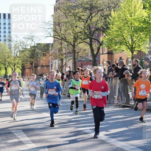 25.04.2025 - Das Zehntel MichiJ http://msf.ph/oto/7696529 26.04.2025 08:49:43 Laufen 22, 1803 meine-sportfotos.de