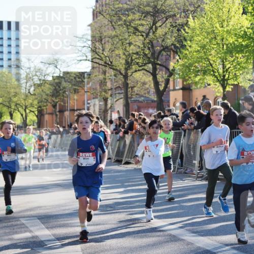 25.04.2025 - Das Zehntel MichiJ http://msf.ph/oto/7696761 26.04.2025 08:49:49 Laufen 1122 meine-sportfotos.de