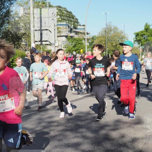 25.04.2025 - Das Zehntel KatJ http://msf.ph/oto/7696827 26.04.2025 08:37:53 Laufen 3362, 2701, 2704 meine-sportfotos.de