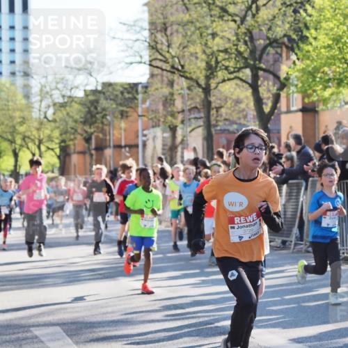 25.04.2025 - Das Zehntel MichiJ http://msf.ph/oto/7696963 26.04.2025 08:50:01 Laufen 3729 meine-sportfotos.de