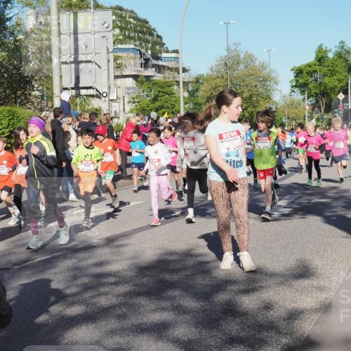 25.04.2025 - Das Zehntel KatJ http://msf.ph/oto/7697049 26.04.2025 08:38:00 Laufen  meine-sportfotos.de