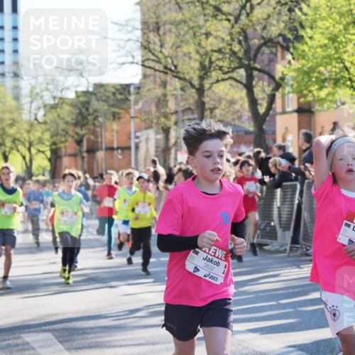 25.04.2025 - Das Zehntel MichiJ http://msf.ph/oto/7697423 26.04.2025 08:50:15 Laufen 3532, 3524 meine-sportfotos.de