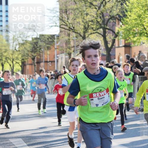 25.04.2025 - Das Zehntel MichiJ http://msf.ph/oto/7697556 26.04.2025 08:50:19 Laufen 3599, 2694, 177 meine-sportfotos.de