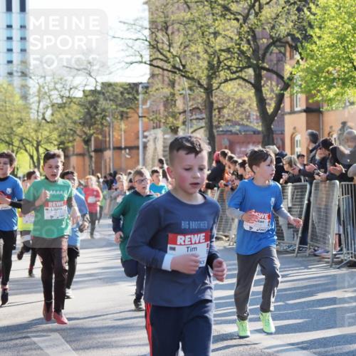 25.04.2025 - Das Zehntel MichiJ http://msf.ph/oto/7697626 26.04.2025 08:50:21 Laufen 1483, 2013 meine-sportfotos.de