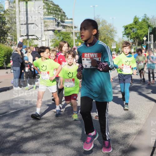 25.04.2025 - Das Zehntel KatJ http://msf.ph/oto/7697807 26.04.2025 08:38:16 Laufen 3030, 18 meine-sportfotos.de