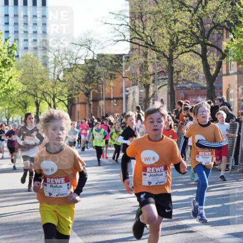 25.04.2025 - Das Zehntel MichiJ http://msf.ph/oto/7697951 26.04.2025 08:50:32 Laufen 3719, 3787, 3722 meine-sportfotos.de