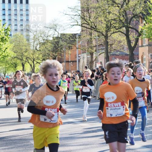 25.04.2025 - Das Zehntel MichiJ http://msf.ph/oto/7697960 26.04.2025 08:50:32 Laufen 3787, 122 meine-sportfotos.de