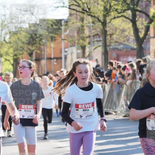 25.04.2025 - Das Zehntel MichiJ http://msf.ph/oto/7698220 26.04.2025 08:50:44 Laufen 2868, 1077, 2870, 1089 meine-sportfotos.de