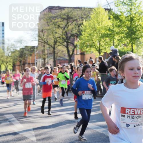 25.04.2025 - Das Zehntel MichiJ http://msf.ph/oto/7698448 26.04.2025 08:50:54 Laufen 2822, 2822 meine-sportfotos.de