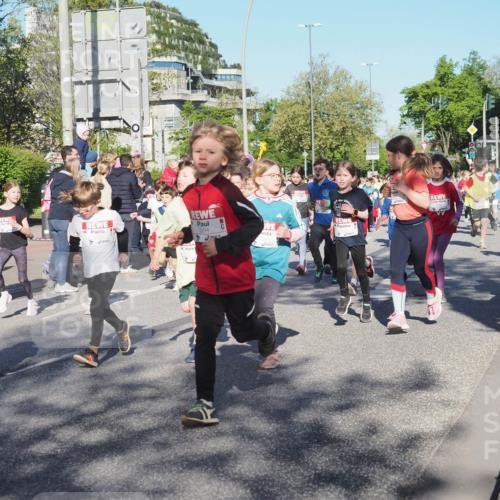25.04.2025 - Das Zehntel KatJ http://msf.ph/oto/7698537 26.04.2025 08:38:19 Laufen 3842, 2294, 1 meine-sportfotos.de