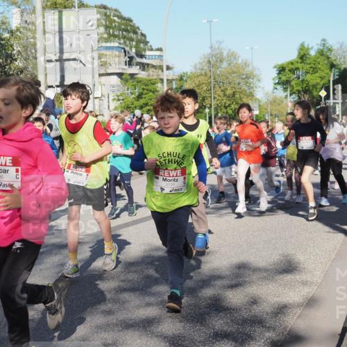 25.04.2025 - Das Zehntel KatJ http://msf.ph/oto/7699001 26.04.2025 08:38:24 Laufen 3896, 3555, 3131 meine-sportfotos.de