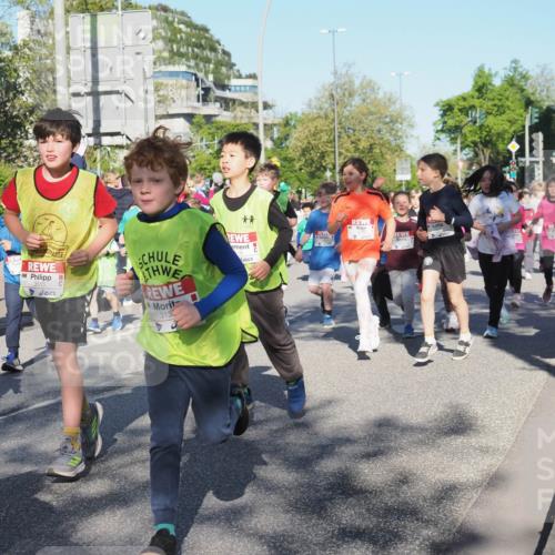 25.04.2025 - Das Zehntel KatJ http://msf.ph/oto/7699007 26.04.2025 08:38:24 Laufen 3555, 313 meine-sportfotos.de