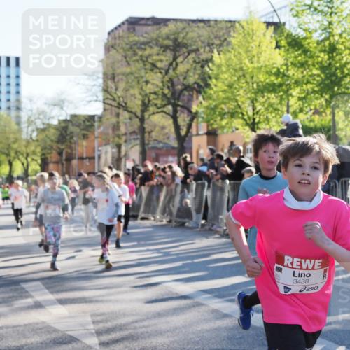25.04.2025 - Das Zehntel MichiJ http://msf.ph/oto/7699414 26.04.2025 08:51:16 Laufen 3438 meine-sportfotos.de