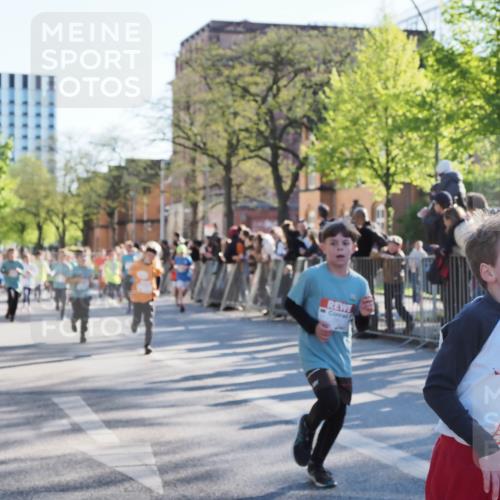 25.04.2025 - Das Zehntel MichiJ http://msf.ph/oto/7699836 26.04.2025 08:51:47 Laufen 80 meine-sportfotos.de