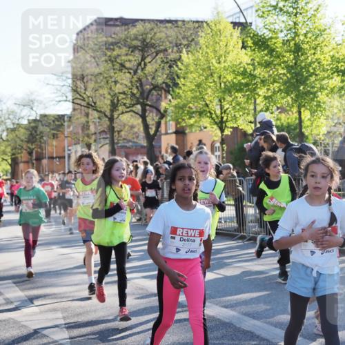 25.04.2025 - Das Zehntel MichiJ http://msf.ph/oto/7700673 26.04.2025 08:52:37 Laufen 2177, 3705 meine-sportfotos.de