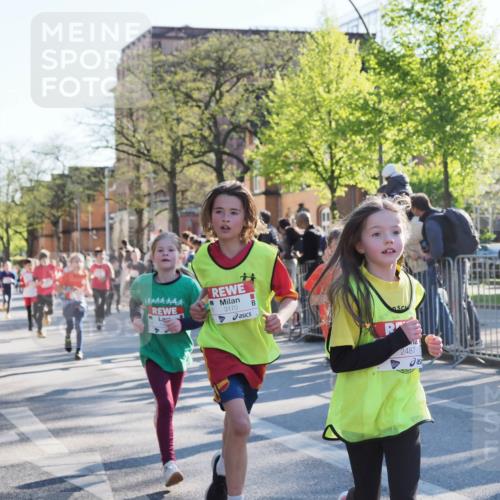 25.04.2025 - Das Zehntel MichiJ http://msf.ph/oto/7700694 26.04.2025 08:52:38 Laufen 3170, 2487 meine-sportfotos.de