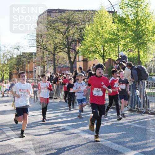 25.04.2025 - Das Zehntel MichiJ http://msf.ph/oto/7700785 26.04.2025 08:52:43 Laufen  meine-sportfotos.de