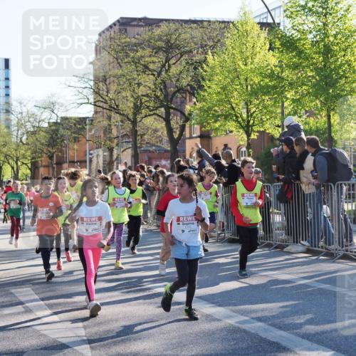 25.04.2025 - Das Zehntel MichiJ http://msf.ph/oto/7702232 26.04.2025 08:52:35 Laufen  meine-sportfotos.de