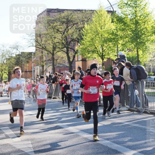 25.04.2025 - Das Zehntel MichiJ http://msf.ph/oto/7702340 26.04.2025 08:52:43 Laufen 1800 meine-sportfotos.de