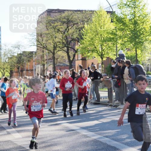 25.04.2025 - Das Zehntel MichiJ http://msf.ph/oto/7702454 26.04.2025 08:52:51 Laufen 1889, 2616 meine-sportfotos.de