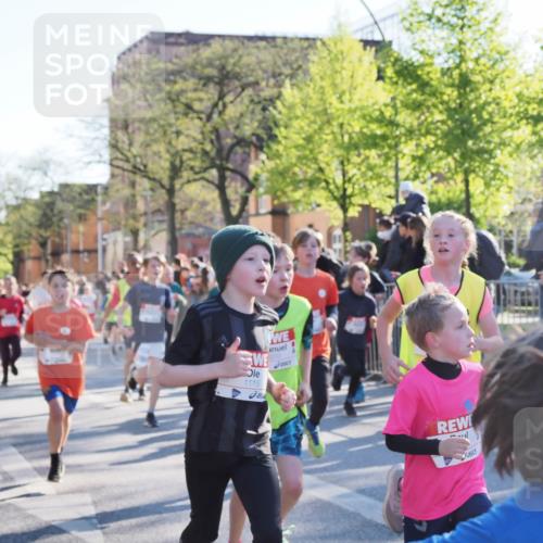 25.04.2025 - Das Zehntel MichiJ http://msf.ph/oto/7702611 26.04.2025 08:53:01 Laufen 1115, 203 meine-sportfotos.de