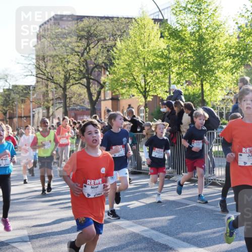 25.04.2025 - Das Zehntel MichiJ http://msf.ph/oto/7702625 26.04.2025 08:53:02 Laufen 3721, 3712 meine-sportfotos.de