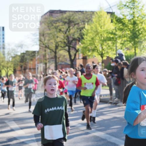 25.04.2025 - Das Zehntel MichiJ http://msf.ph/oto/7702661 26.04.2025 08:53:04 Laufen 44444444, 2086 meine-sportfotos.de
