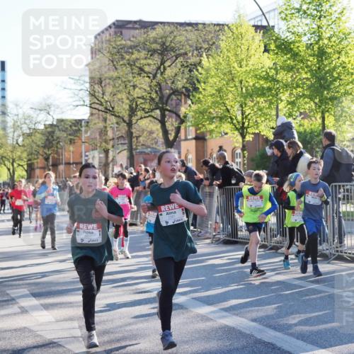 25.04.2025 - Das Zehntel MichiJ http://msf.ph/oto/7702692 26.04.2025 08:53:06 Laufen 2386, 2381 meine-sportfotos.de