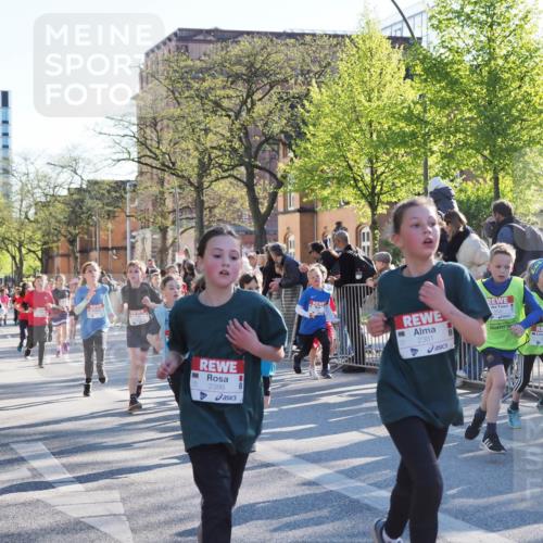 25.04.2025 - Das Zehntel MichiJ http://msf.ph/oto/7702700 26.04.2025 08:53:07 Laufen 2386, 2381 meine-sportfotos.de