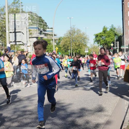 25.04.2025 - Das Zehntel KatJ http://msf.ph/oto/7702836 26.04.2025 08:38:38 Laufen 1374 meine-sportfotos.de