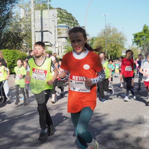 25.04.2025 - Das Zehntel KatJ http://msf.ph/oto/7703546 26.04.2025 08:38:52 Laufen 3144, 3687 meine-sportfotos.de