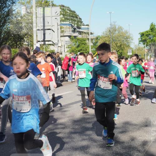 25.04.2025 - Das Zehntel KatJ http://msf.ph/oto/7704973 26.04.2025 08:38:56 Laufen 3832, 1875 meine-sportfotos.de