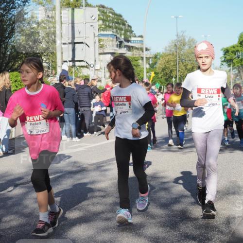 25.04.2025 - Das Zehntel KatJ http://msf.ph/oto/7705823 26.04.2025 08:38:59 Laufen 3390, 2143, 8122 meine-sportfotos.de