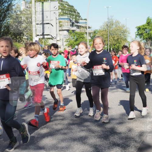 25.04.2025 - Das Zehntel KatJ http://msf.ph/oto/7705997 26.04.2025 08:39:05 Laufen 2583, 1693, 2562, 2570, 2550 meine-sportfotos.de