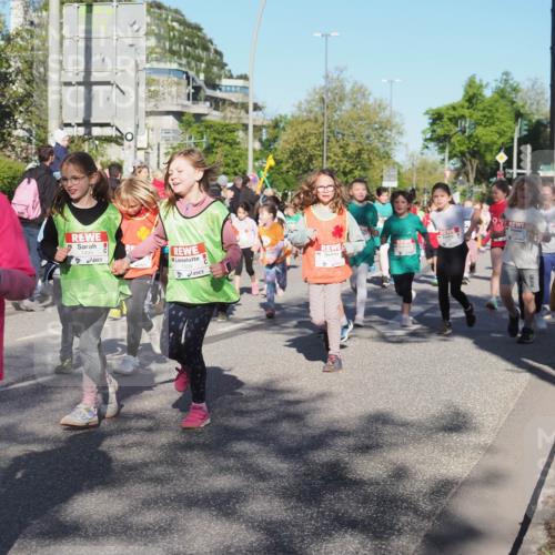 25.04.2025 - Das Zehntel KatJ http://msf.ph/oto/7706341 26.04.2025 08:39:25 Laufen 3327, 1493, 1509 meine-sportfotos.de