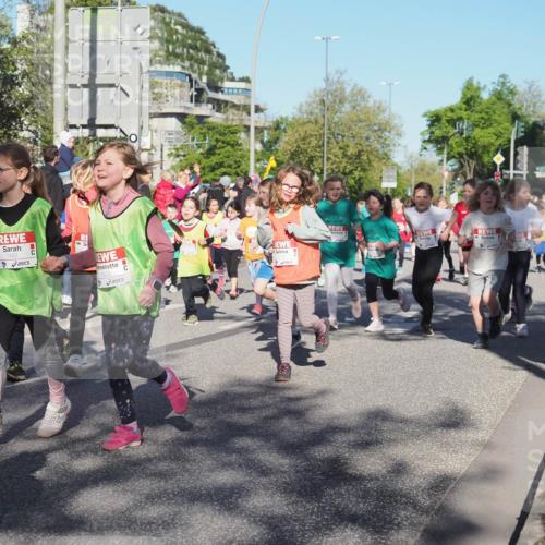 25.04.2025 - Das Zehntel KatJ http://msf.ph/oto/7706350 26.04.2025 08:39:25 Laufen 1493, 1509 meine-sportfotos.de