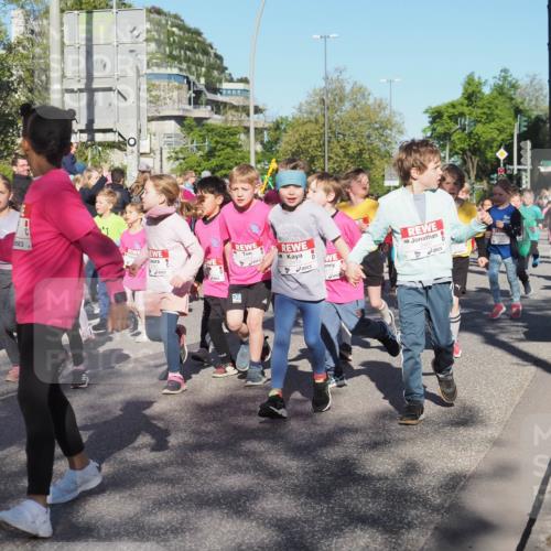 25.04.2025 - Das Zehntel KatJ http://msf.ph/oto/7706664 26.04.2025 08:39:38 Laufen 2407, 2410 meine-sportfotos.de