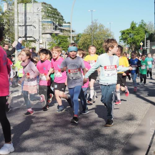 25.04.2025 - Das Zehntel KatJ http://msf.ph/oto/7706677 26.04.2025 08:39:38 Laufen 2410, 2407 meine-sportfotos.de