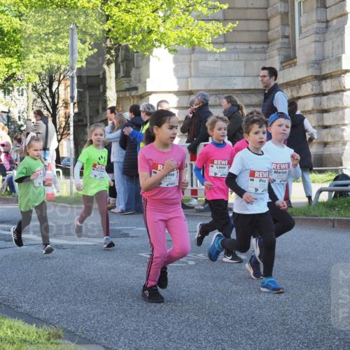 25.04.2025 - Das Zehntel KatJ http://msf.ph/oto/7706860 26.04.2025 08:39:51 Laufen 13, 2116, 2107, 2108 meine-sportfotos.de