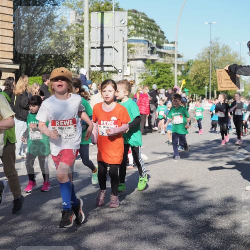 25.04.2025 - Das Zehntel KatJ http://msf.ph/oto/7707150 26.04.2025 08:40:07 Laufen 2111, 2115, 000 meine-sportfotos.de