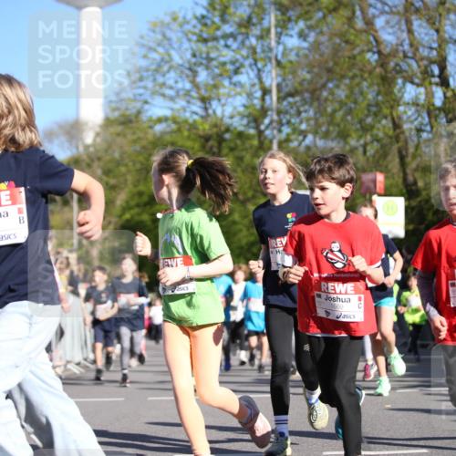 25.04.2025 - Das Zehntel Jannik Wohlers http://msf.ph/oto/7722276 26.04.2025 08:52:41 Laufen 2586, 1669, 1676 meine-sportfotos.de