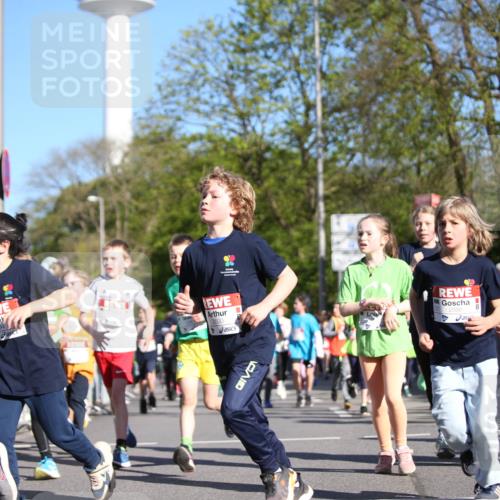 25.04.2025 - Das Zehntel Jannik Wohlers http://msf.ph/oto/7722350 26.04.2025 08:52:40 Laufen 8, 401, 2600, 2586 meine-sportfotos.de