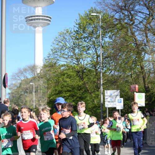 25.04.2025 - Das Zehntel Jannik Wohlers http://msf.ph/oto/7723631 26.04.2025 08:52:17 Laufen 444444 meine-sportfotos.de