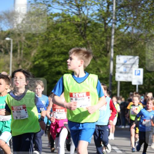25.04.2025 - Das Zehntel Jannik Wohlers http://msf.ph/oto/7726418 26.04.2025 08:51:19 Laufen 3230, 1323 meine-sportfotos.de