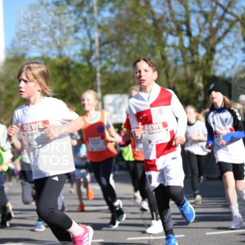 25.04.2025 - Das Zehntel Jannik Wohlers http://msf.ph/oto/7729207 26.04.2025 08:49:42 Laufen 2470 meine-sportfotos.de